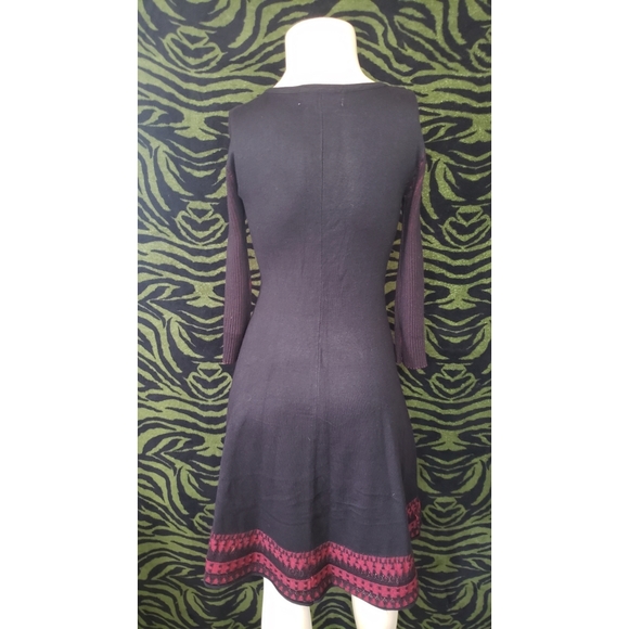 Red & black l/s sweater skater dress size small - Picture 5 of 5